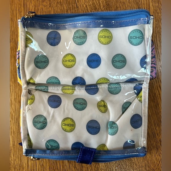 Makeup Bag - Picture 2 of 4